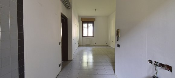 2 bedrooms Apartment in Muggiò, Italy No. 344811 14