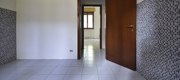 2 bedrooms Apartment in Muggiò, Italy No. 344811 10