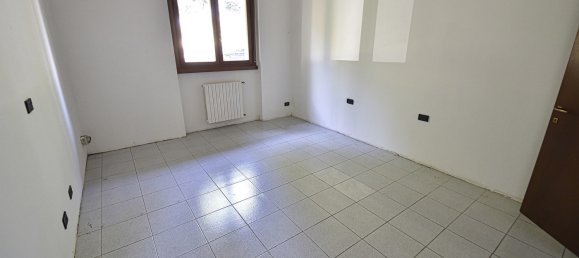 2 bedrooms Apartment in Muggiò, Italy No. 344811 18