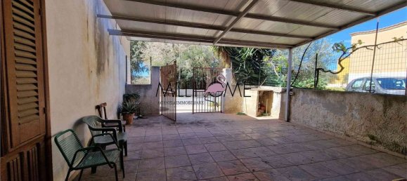 Дом с 5 комнатами в Марсала, Италия № 154467 22