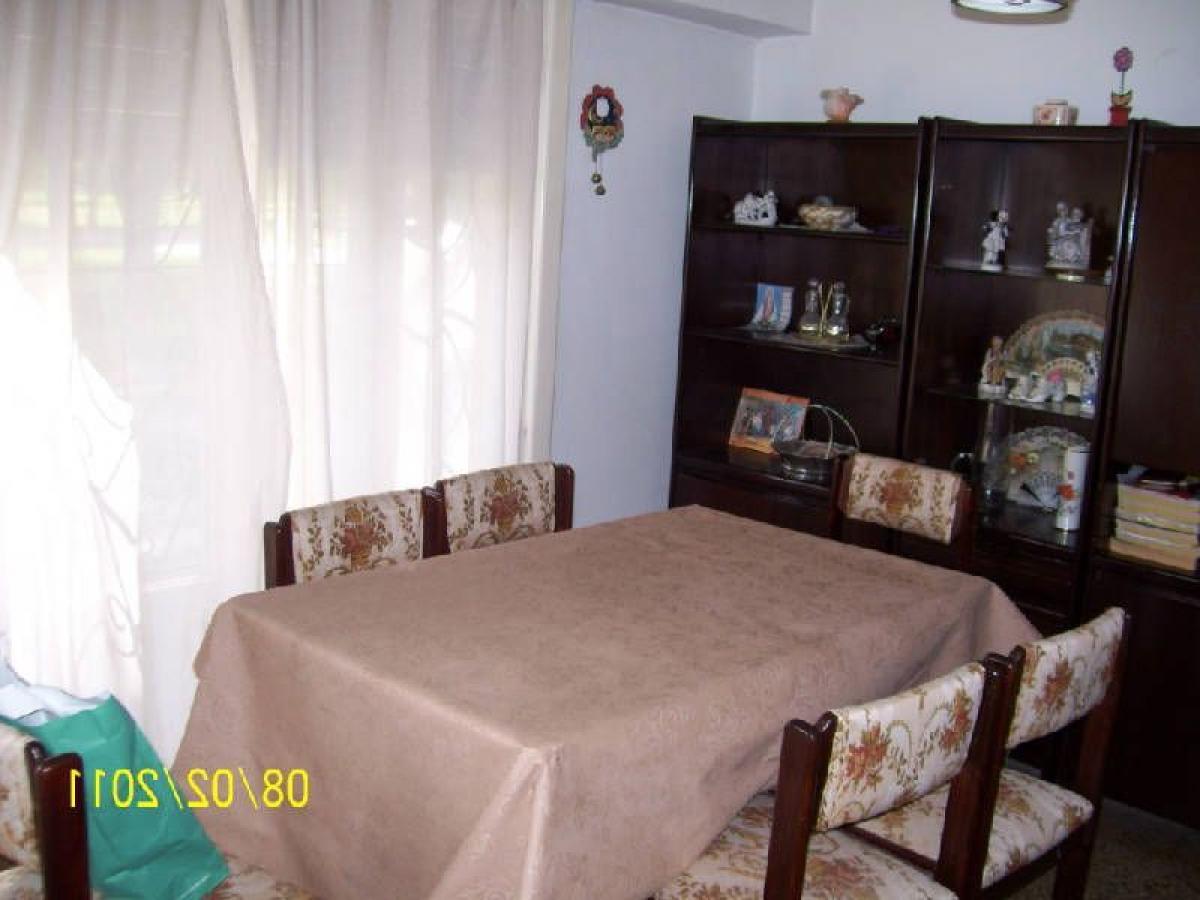 3 bedrooms House in Mar del Plata, Argentina No. 70319