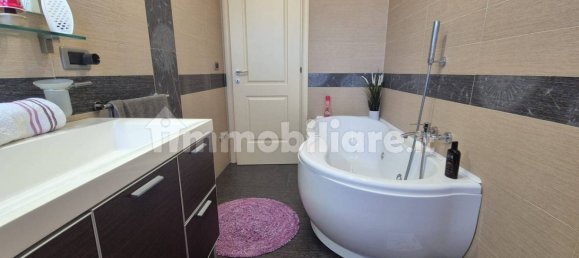 3 bedrooms Apartment in Pescara, Italy No. 339698 23