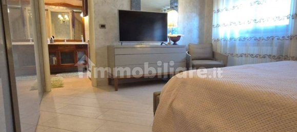 3 bedrooms Apartment in Pescara, Italy No. 339698 12