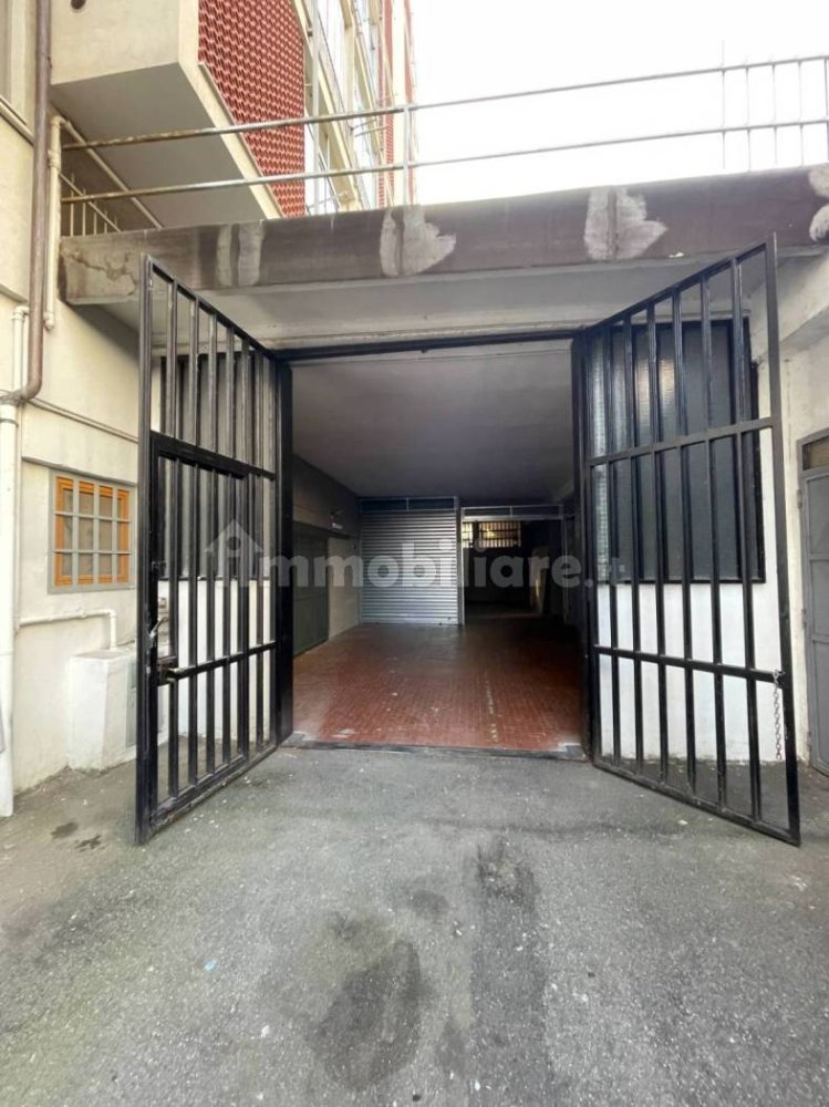 41m² Garage in Rivoli, Italy No. 265048
