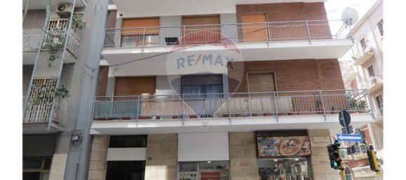 3غرفة شقة في Bari, Italy رقم 142311 2