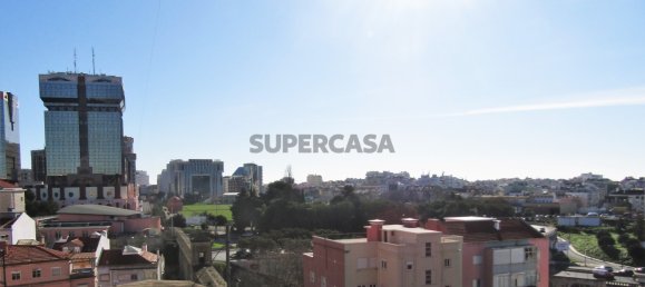 بناية في Lisbon, Portugal 1569متر مربع رقم 168176 4