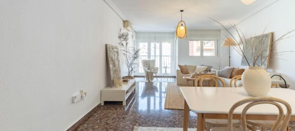 3 bedrooms Apartment in Valencia, Spain No. 187066 11