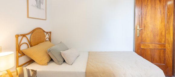 3 bedrooms Apartment in Valencia, Spain No. 187066 8