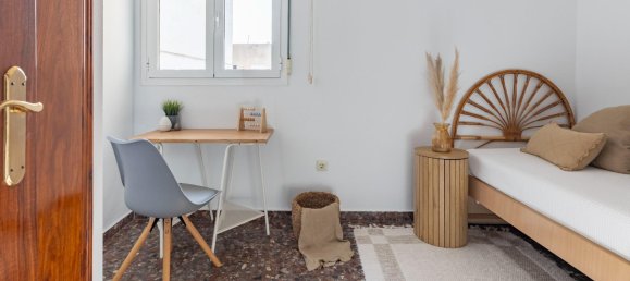 3 bedrooms Apartment in Valencia, Spain No. 187066 9