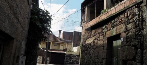 3 bedrooms House in Tondela, Portugal No. 161228 5