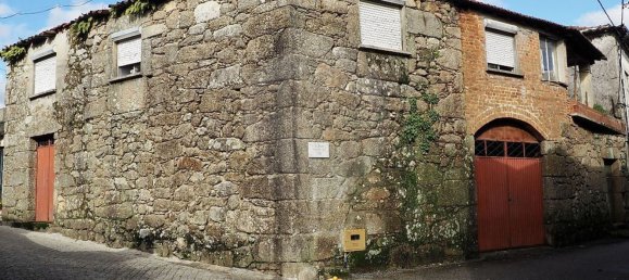 3 bedrooms House in Tondela, Portugal No. 161228 2