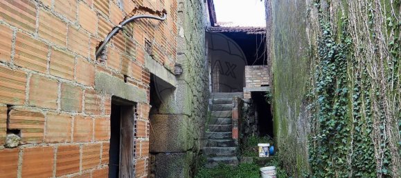 3 bedrooms House in Tondela, Portugal No. 161228 9