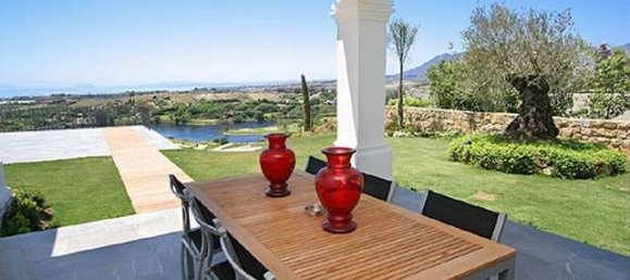 Villa de 5 dormitorios en Marbella, Spain No. 3250 6