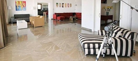 Villa de 5 dormitorios en Marbella, Spain No. 3250 9