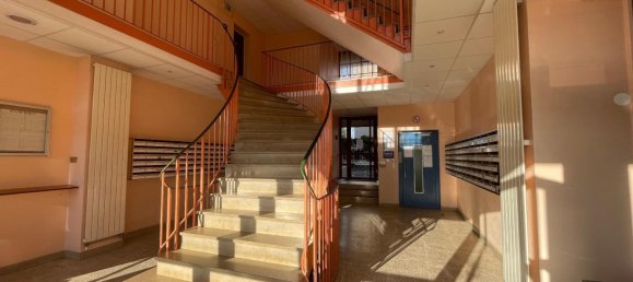 2 bedrooms Apartment in Orleans, France No. 154053 3