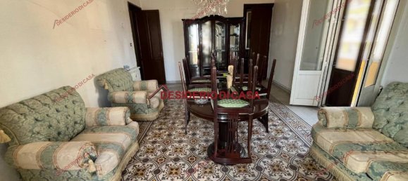 2 bedrooms Apartment in Palermo, Italy No. 322019 2