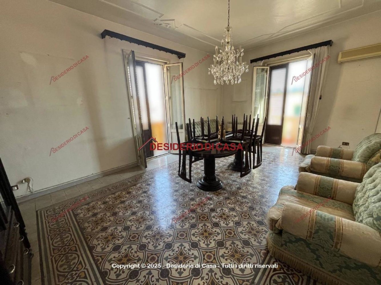 2 bedrooms Apartment in Palermo, Italy No. 322019