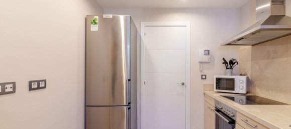 2 bedrooms Apartment in El Paraiso, Spain No. 185458 9