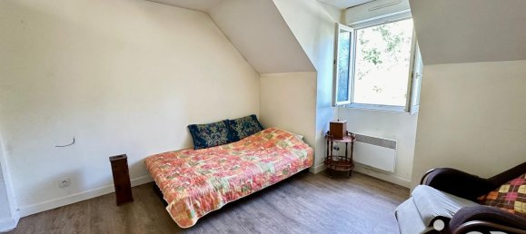 Casa de 5 habitaciónes en Vezaponin, France No. 228475 10