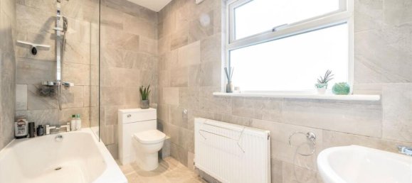 1 bedroom Apartment in Catford, United Kingdom No. 10184 5