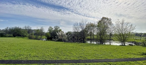 Casa de 5 dormitorios en Chateau-la-Valliere, France No. 54116 7
