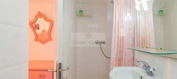 Вилла с 9 спальнями в Вила ду Бишпу, Португалия № 186702 47