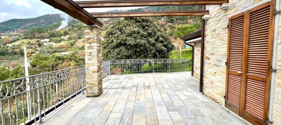 4 bedrooms House in Pietrasanta, Italy No. 132209 17