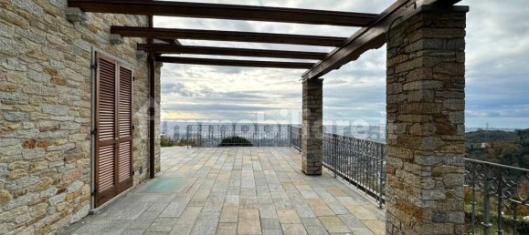 4 bedrooms House in Pietrasanta, Italy No. 132209 16