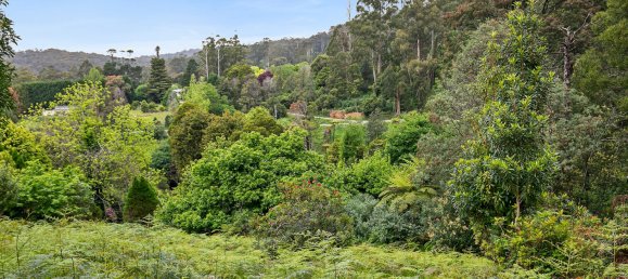 3 bedrooms House in Kalorama, Australia No. 767 4