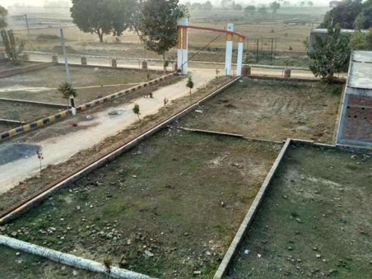  قطعة أرض في Lucknow, India رقم 30064