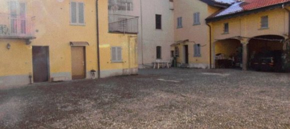 3 bedrooms Apartment in Samarate, Italy No. 315039 15