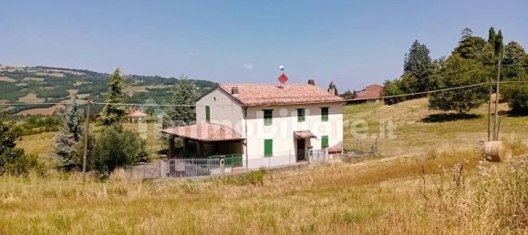 6 bedrooms Villa in Lugagnano Val d'Arda, Italy No. 302998 8