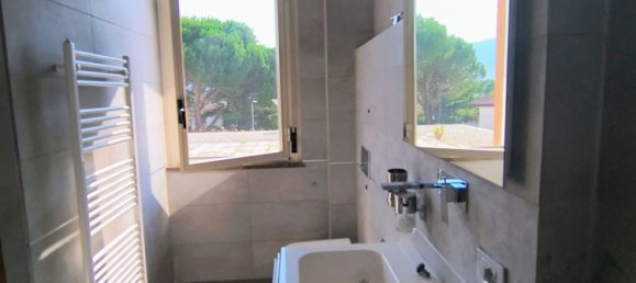 Квартира с 4 спальнями в Кастель Ритальди, Италия № 353177 14