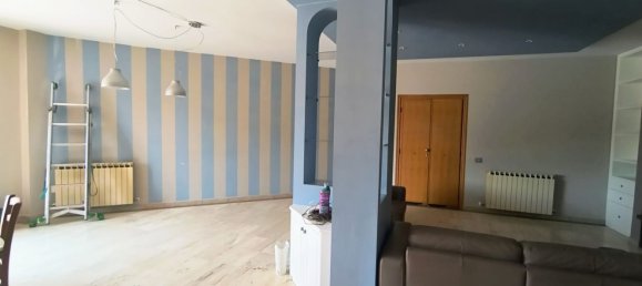 Квартира с 4 спальнями в Кастель Ритальди, Италия № 353177 9