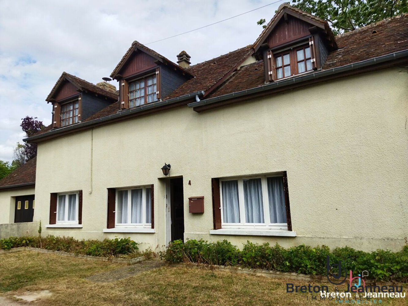 3 chambres Maison à Fresnay-sur-Sarthe, France No. 357656