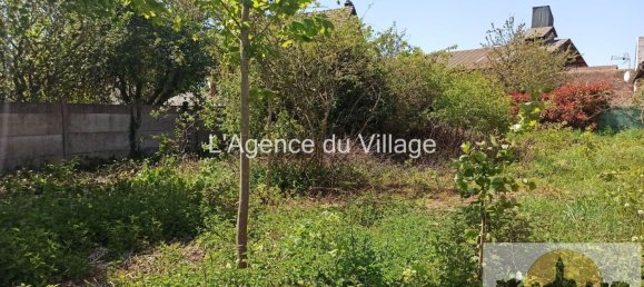 Terrain à Saint-Crépin-Ibouvillers, France 370m² No. 92833 4