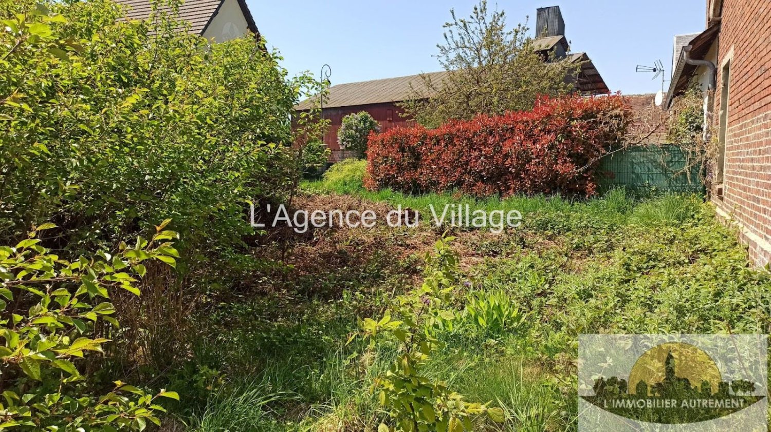 Terrain à Saint-Crépin-Ibouvillers, France 370m² No. 92833