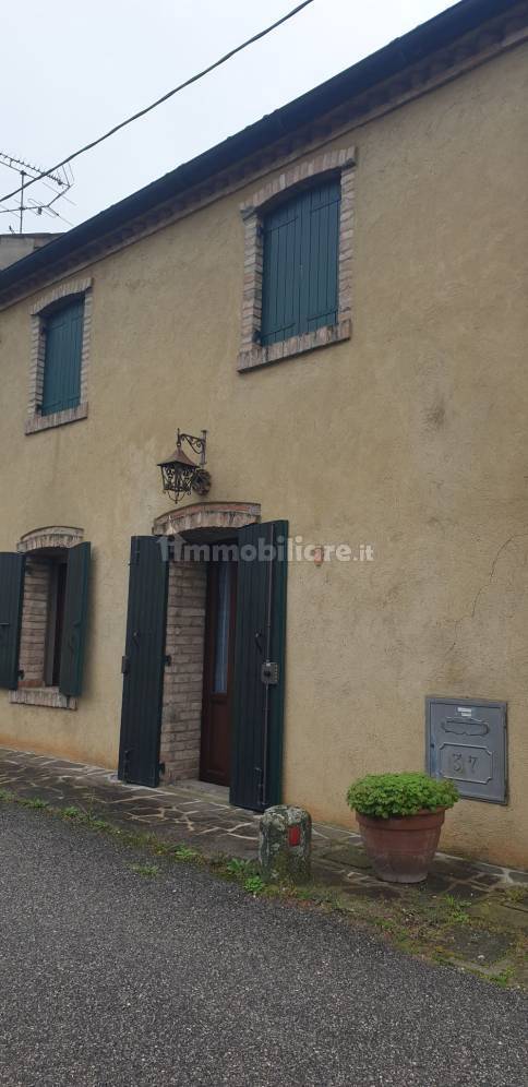 2 bedrooms House in Padua, Italy No. 251575