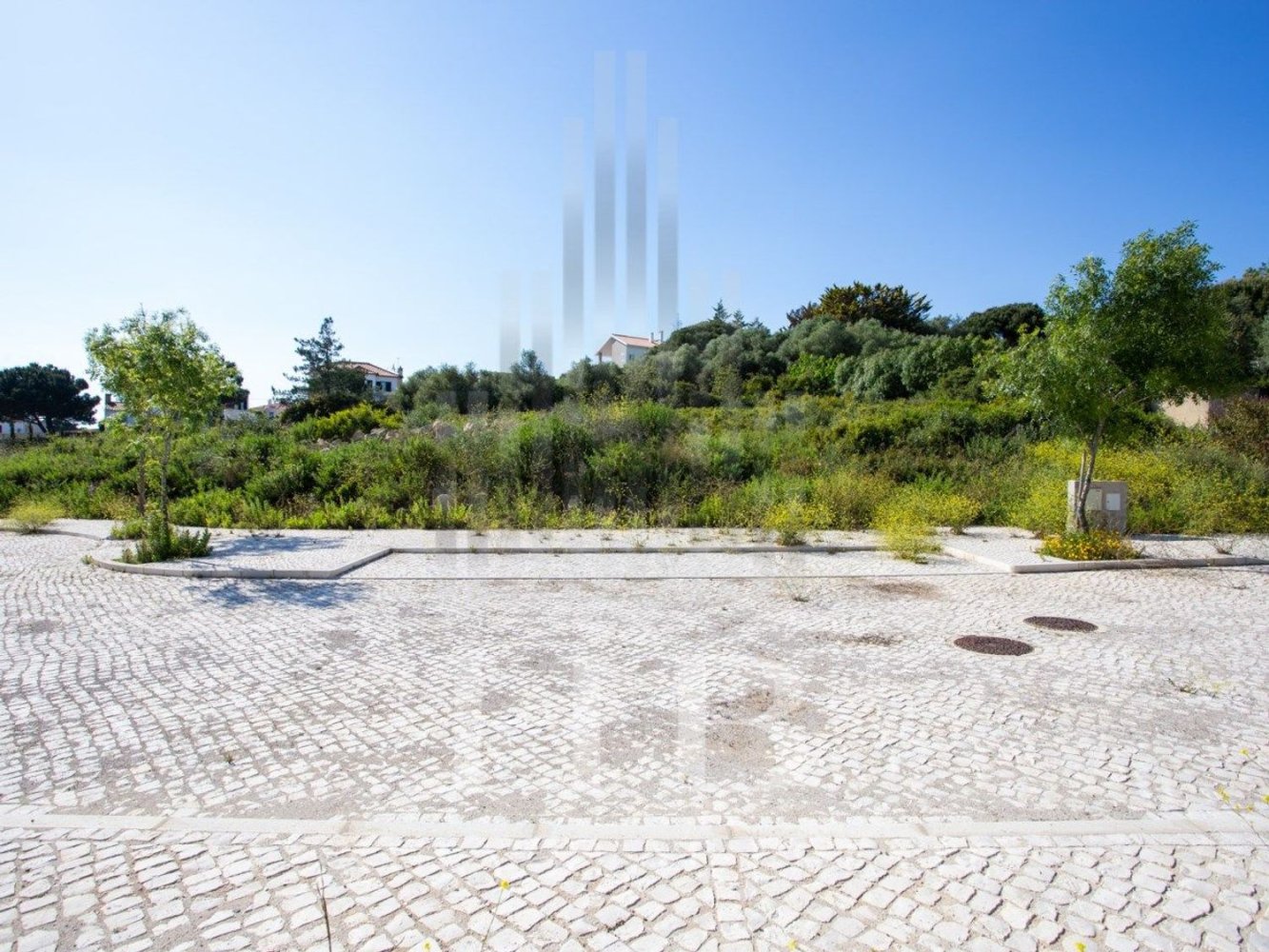 Terreno en Sintra, Portugal 1101 m² No. 120732