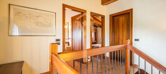 5غرفة منزل في Albinea, Italy رقم 151189 14