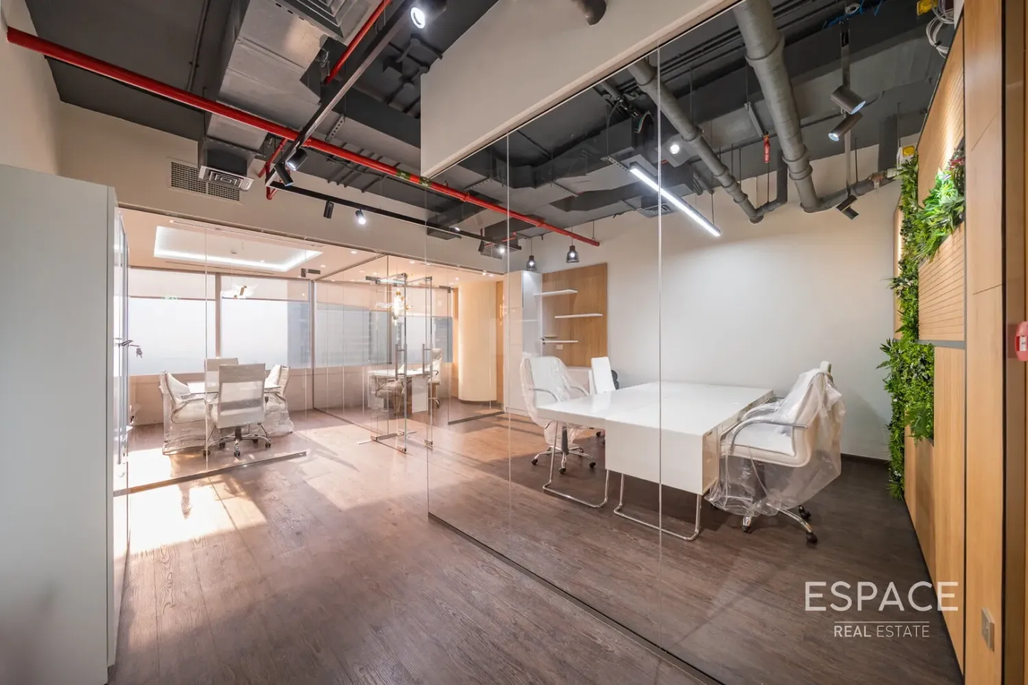 Büro in Jumeirah Lake Towers, UAE 52m², Nr. 108424