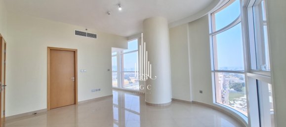 Apartamento T2 em Al Khalidiya, UAE N.º 23062 2