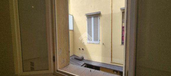 1 bedroom Apartment in Bologna, Italy No. 334806 11