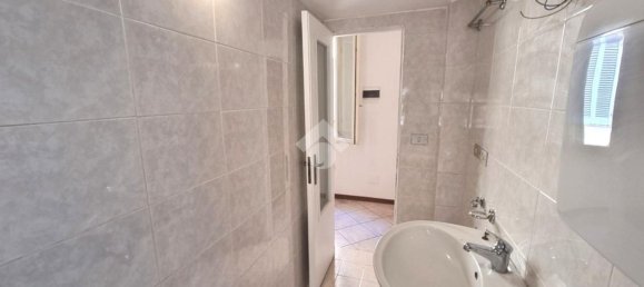 1 bedroom Apartment in Bologna, Italy No. 334806 8