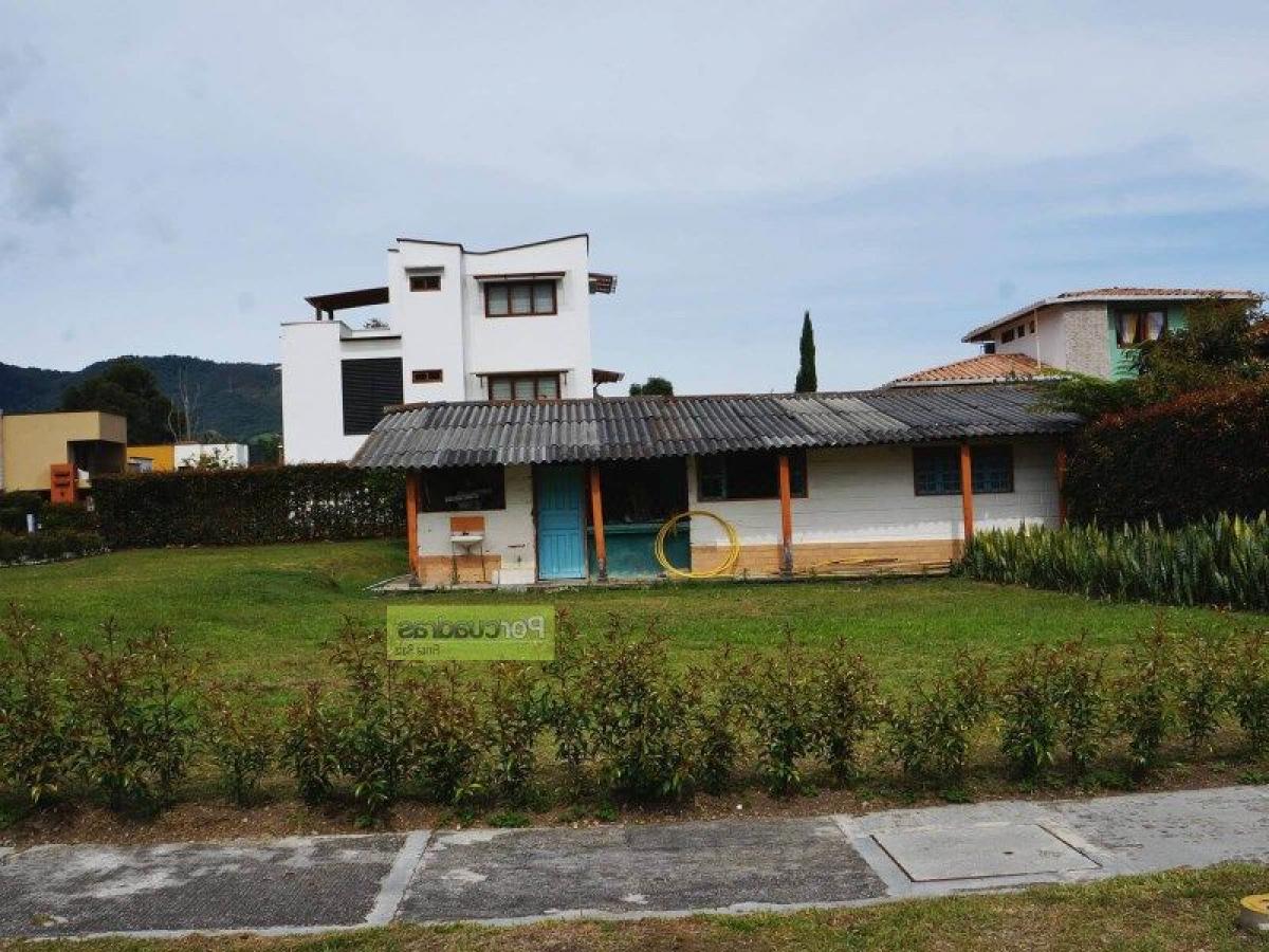  Land in Antioquia, Colombia No. 472