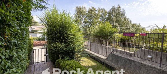 3 Schlafzimmer Villa in Catanzaro, Italy, Nr. 291283 20