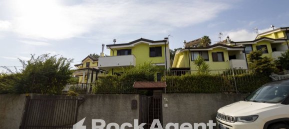 3 Schlafzimmer Villa in Catanzaro, Italy, Nr. 291283 33