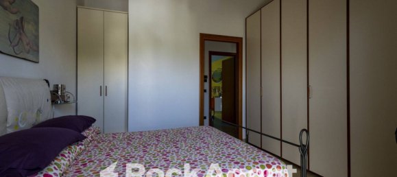 3 Schlafzimmer Villa in Catanzaro, Italy, Nr. 291283 12