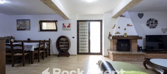 3 Schlafzimmer Villa in Catanzaro, Italy, Nr. 291283 26