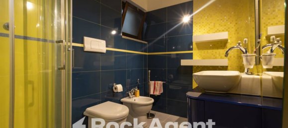 3 Schlafzimmer Villa in Catanzaro, Italy, Nr. 291283 30